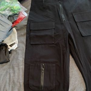 NWT Black Zipper cargo pants Joggers